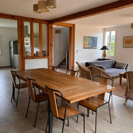 House In - 5 Bedrooms