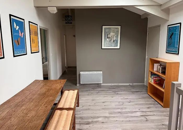 House In - 5 Bedrooms * Soustons